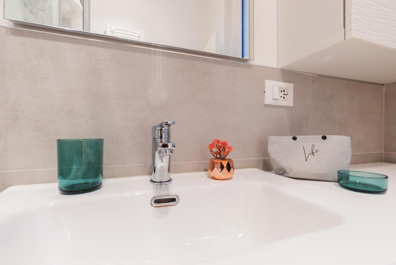 Nuovo Intimo Apt A 10Min Dal Duomo - Homeunity Milão Exterior foto